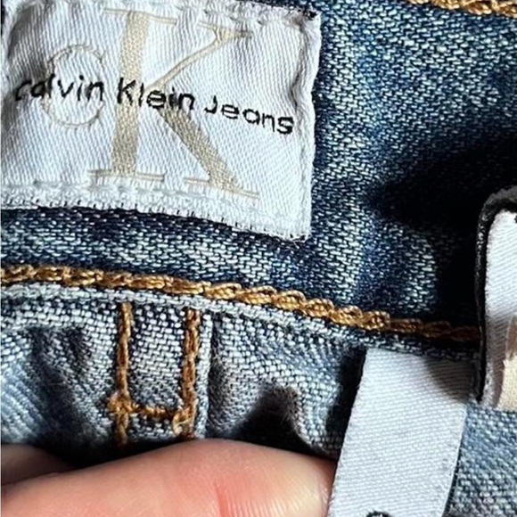 Calvin Klein Retro Low-Rise Blue Jean Capris Size 9 - Picture 4 of 5